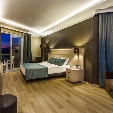 Parador Beach Hotel All Inclusive Otel