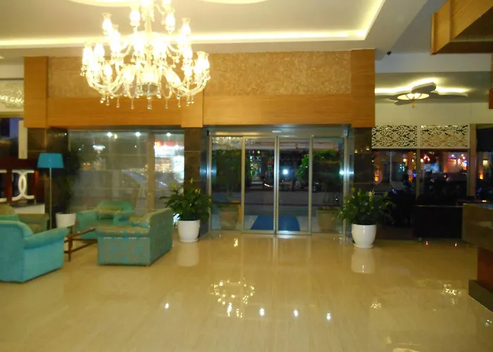 Parador Beach Hotel All Inclusive فندق