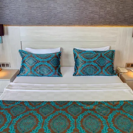 Parador Beach Hotel All Inclusive Готель 3*