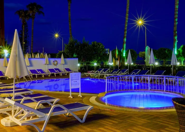 Parador Beach Hotel All Inclusive