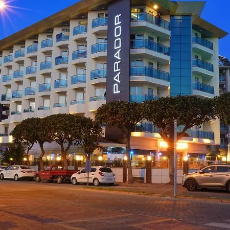 Parador Beach Hotel 호텔