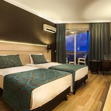 Parador Beach Hotel 3* 알란야