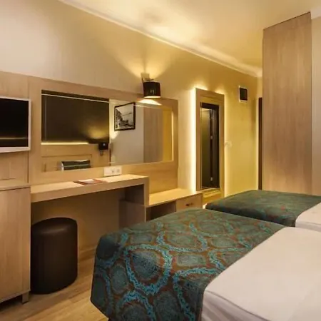 Parador Beach Hotel 3* 알란야