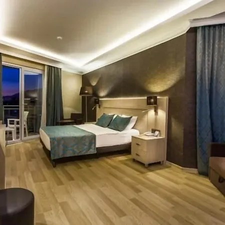 Parador Beach Hotel 알란야