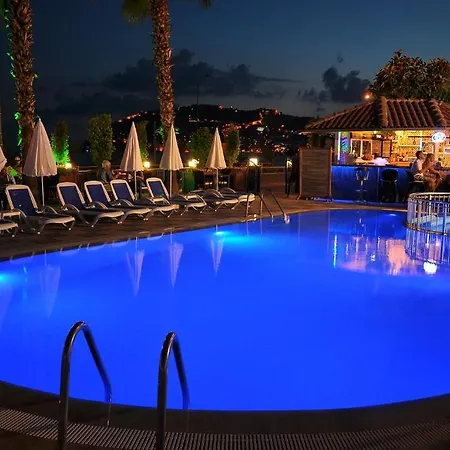 Parador Beach Hotel 알란야