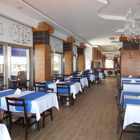 Parador Beach Hotel