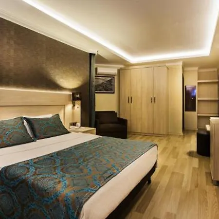 Parador Beach Hotel 호텔 알란야